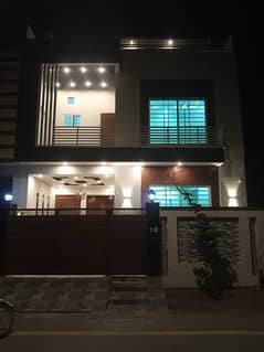 5 MARLA EXCELLENT READY TO SHIFT HOUSE FOR SALE IN ETIHAD TOWN PHASE1 LAHORE