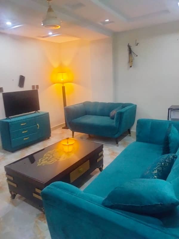 One Bed Apartment For Rent Per day Avil For familes 1