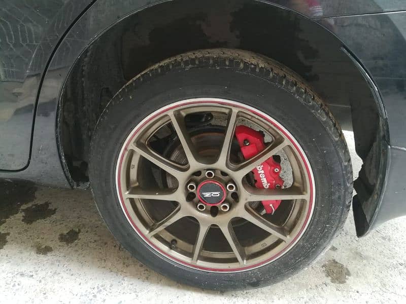 A set of four 17" sports Alloy rims 6