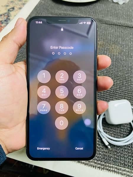 apple iphone 11 pro max 256gb full box pta approve urgent sale 1