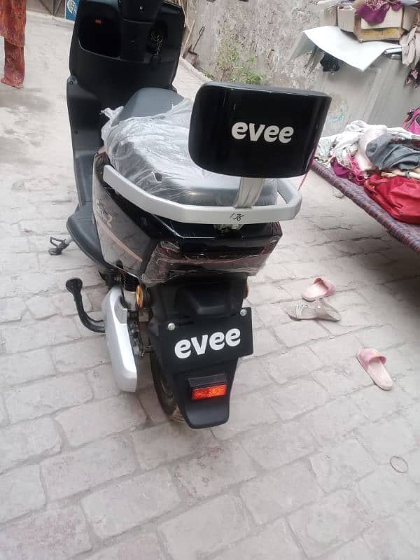 Scooty/Electric/Evee Scooty/Gen Z!Female,boy, girl,/ lady, Evee Scooty 15