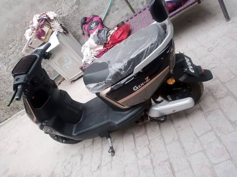 Scooty/Electric/Evee Scooty/Gen Z!Female,boy, girl,/ lady, Evee Scooty 16