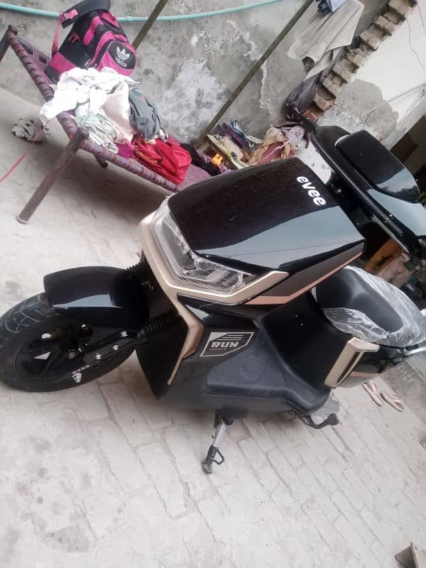 Scooty/Electric/Evee Scooty/Gen Z!Female,boy, girl,/ lady, Evee Scooty 18