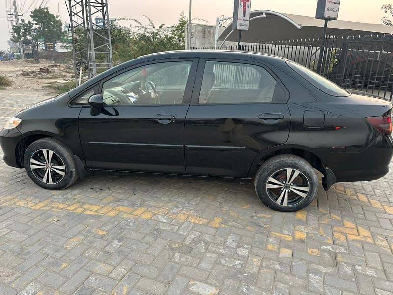 Honda City IDSI 2005 4