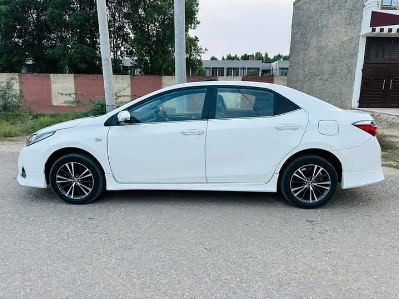 Toyota Altis Grande 1.8 2022 1