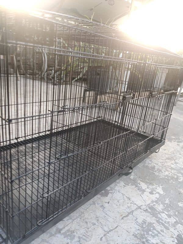 Foldable cages 1