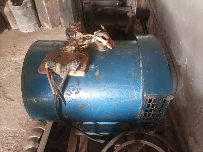 Engine Gernatar 22 Hp & 12 kVA Moter 11