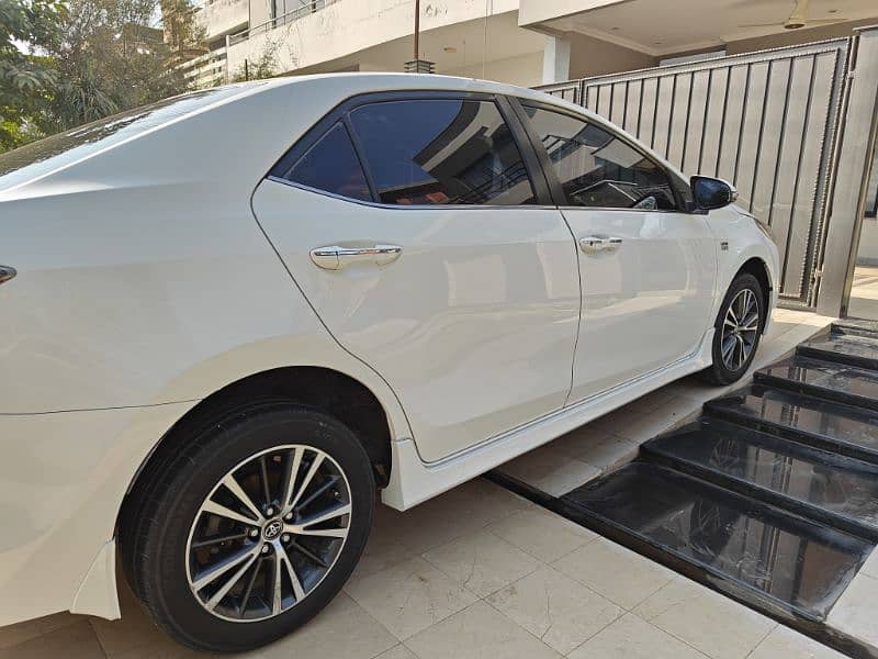 Toyota Altis Grande 2019 9