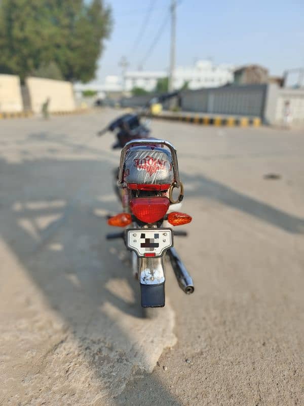 UNIQUE 70CC FOR SELL 1