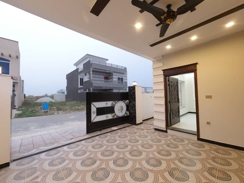 7 Marla Single Unit House For Sale In Gulshan E Sehat E-18 Hamza Block Islamabad. 3