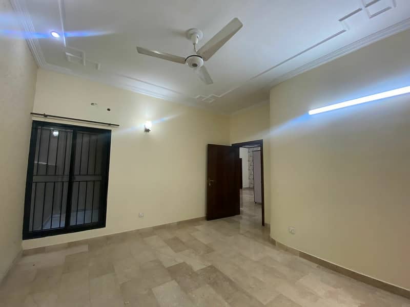 14 Marla Upper Portion for rent in G-13 0