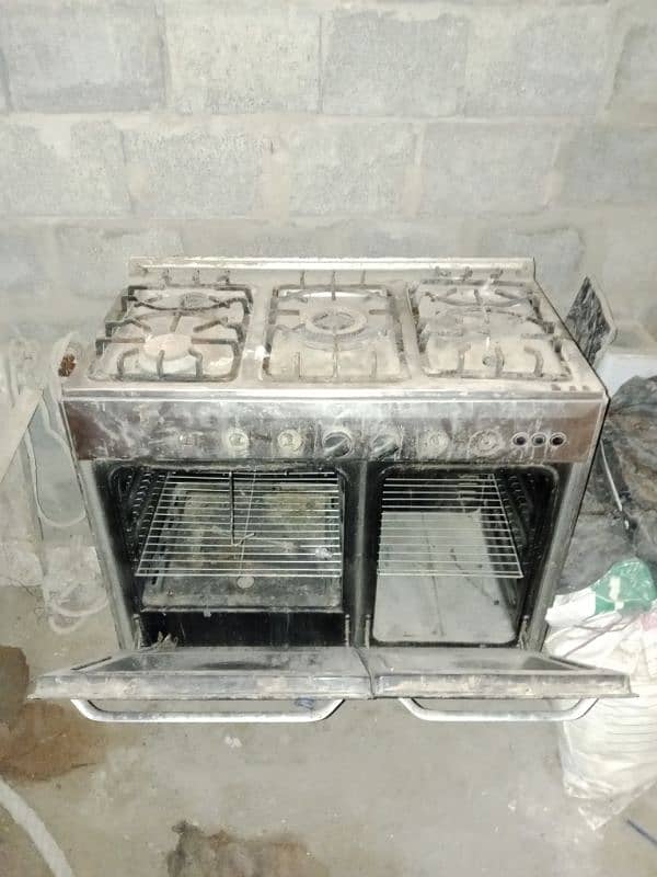 5 Burner Cooking Range 1