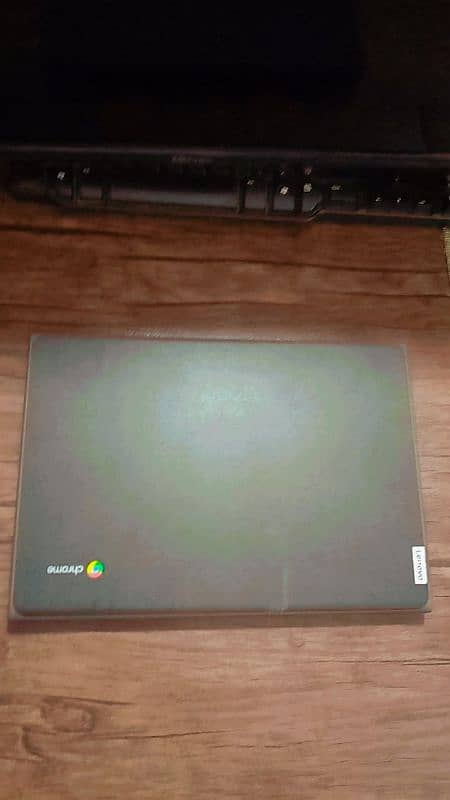 Lenovo Chromebook in Orignal condition 0