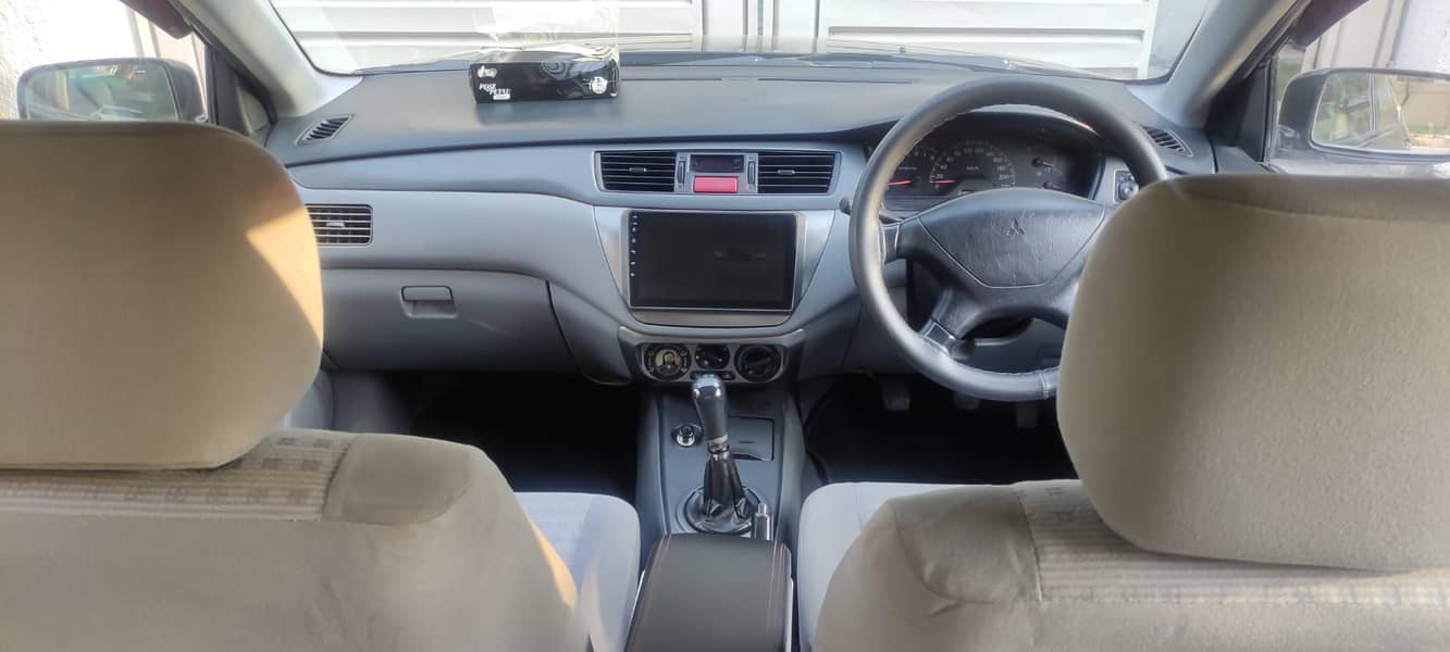 Mitsubishi Lancer 2004 11