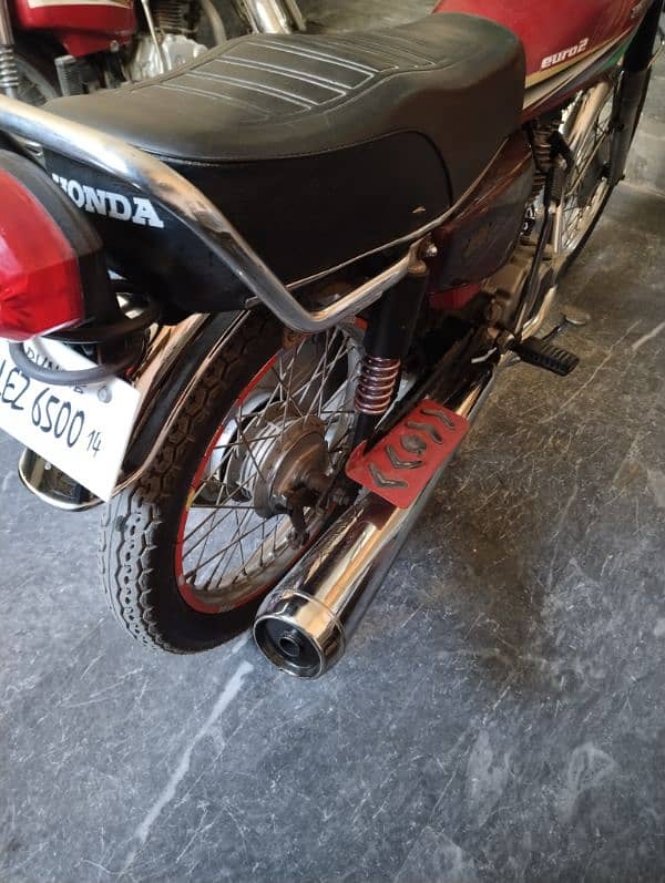 Honda 125 All ok koi b kam nhi hony Wala total janman ha bike 4