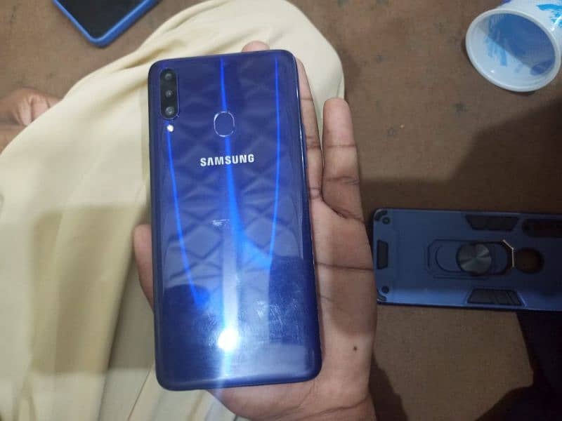 Samsung galaxy A20s 4/64 3