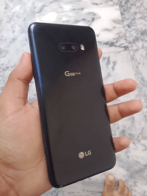 LG G8x ThinQ 0