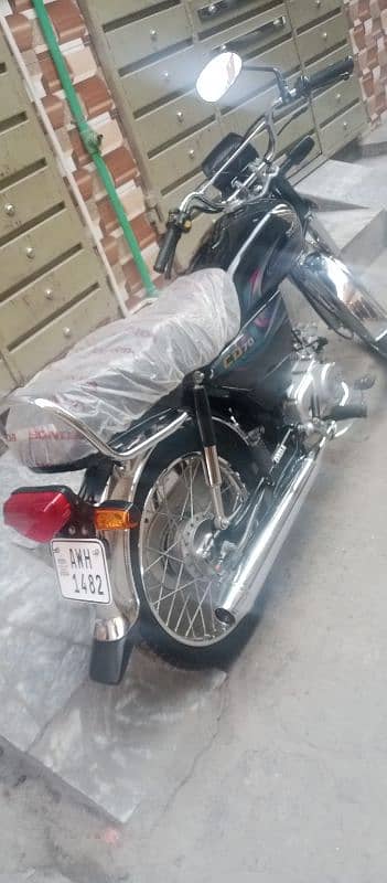 Honda CD 70 Bike just 1000 km Chali hui hai 3