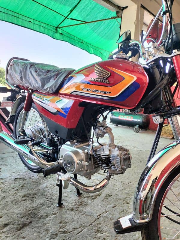 Honda CD 70 Islamabad number 8