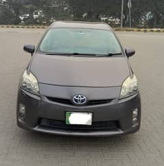 Toyota Prius 11/15 Genuine Car S Led Edition Urgent Sell