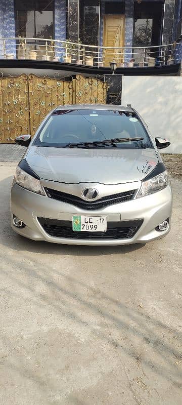 Toyota Vitz 2017 total original 0