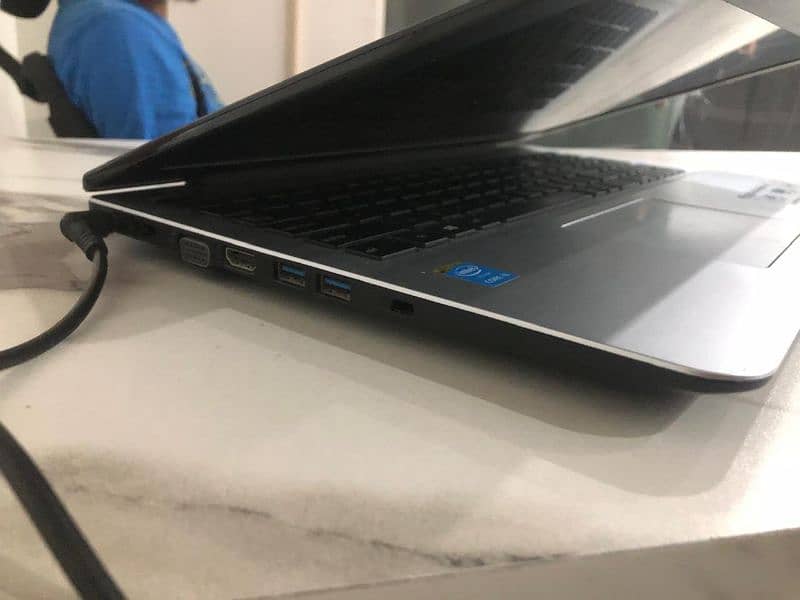 asus laptop 0