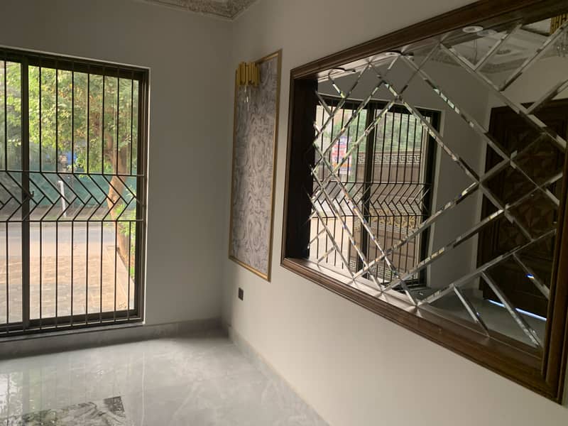 10 MARLA DOUBLE STORY HOUSE FOR SALE IN ALLAMA IQBAL TOWN 3