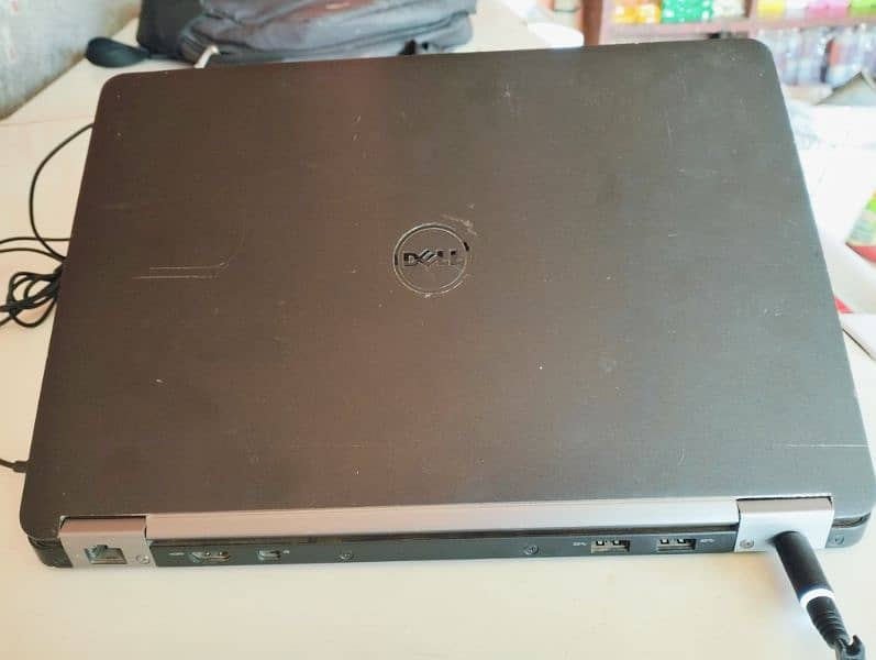 Dell  I5 6th Generation  4GB 128GB 4