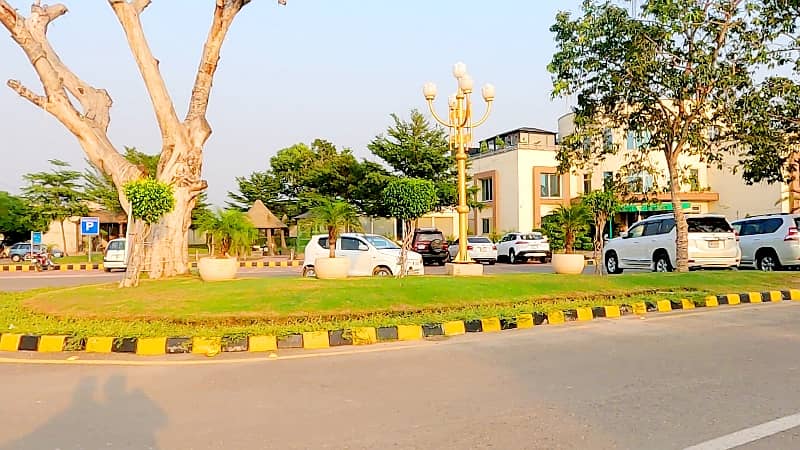 Safari Garden Lahore Housing Society Is A Project Of Hajvery Builders & Developers (PVT) Ltd 5