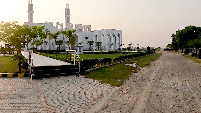 Safari Garden Lahore Housing Society Is A Project Of Hajvery Builders & Developers (PVT) Ltd 11