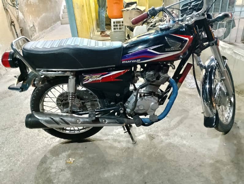 honda CG 125 model 2017 Karachi number 2