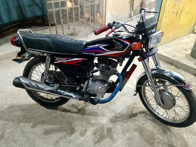 honda CG 125 model 2017 Karachi number 7