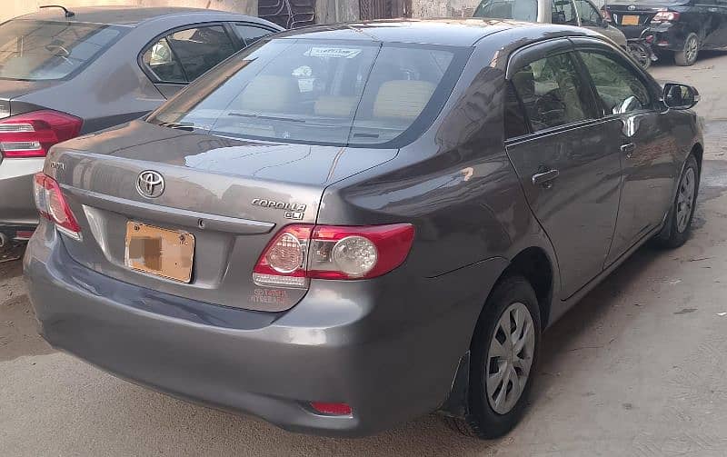 Toyota Corolla GLI 2012 3