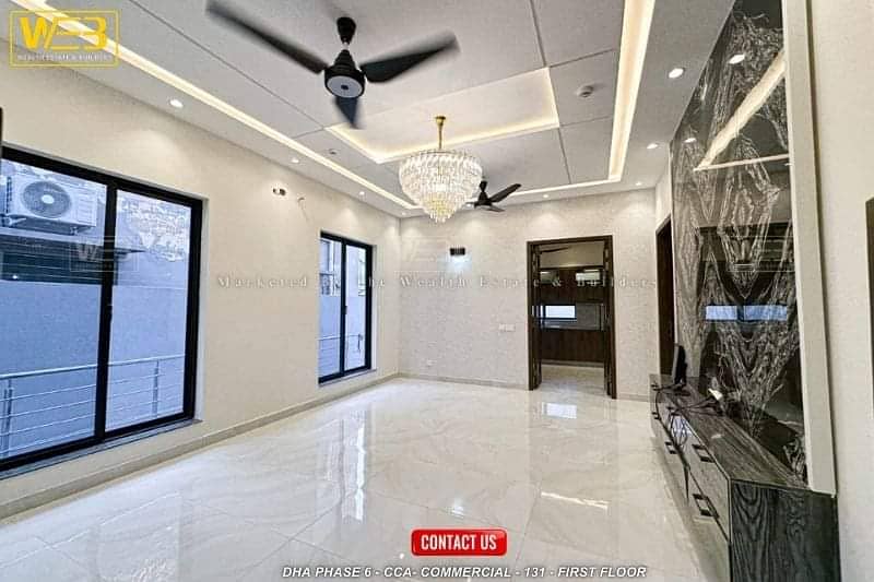 Luxury 10 Marla House For Rent in Royal 6