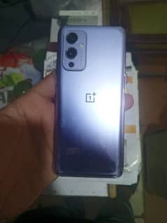 one plus 9. screech less Like New