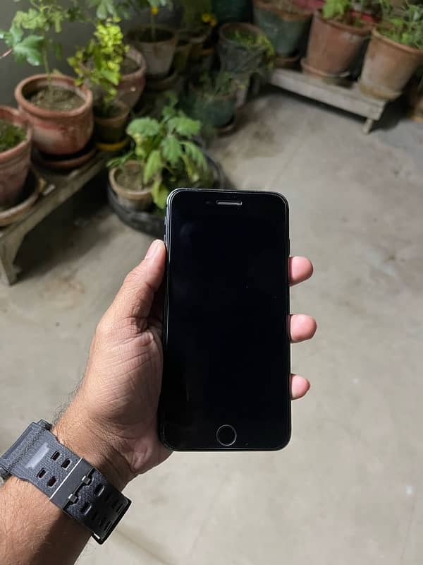 Iphone 8 Plus Non PTA 64GB 5