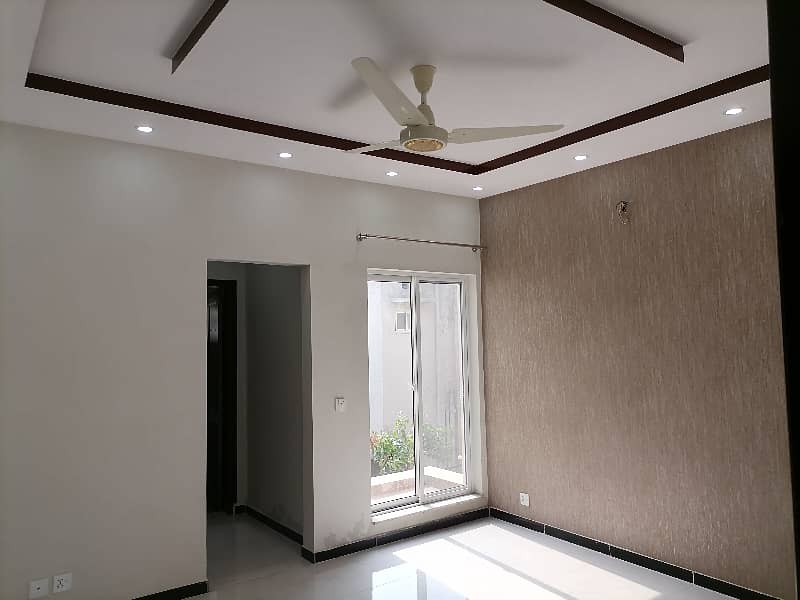 House 10 Marla For sale In Eden Avenue Extension 0