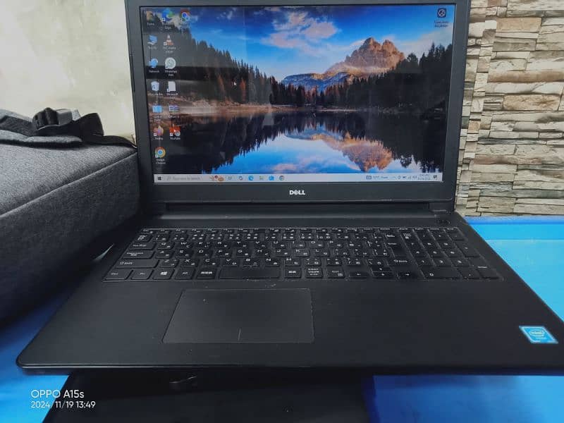 Dell XPS Celeron 3050 laptop in good condition 0