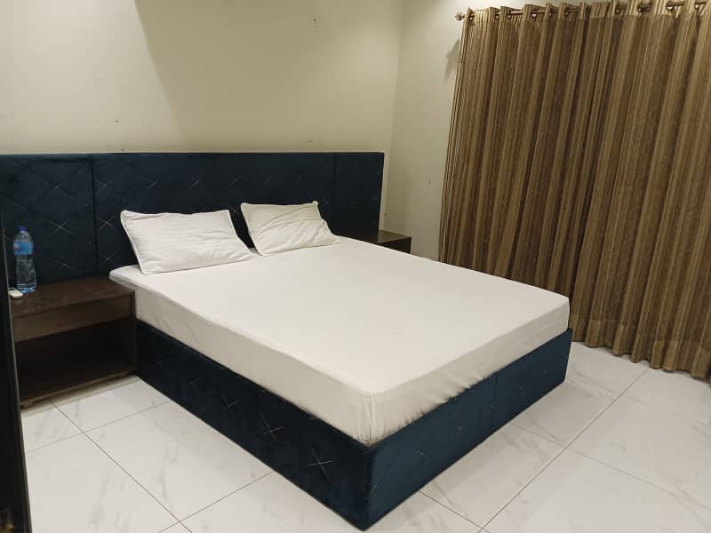 Book for a Day Comfortable Single-Bed Apartment available on Daily Basis 0