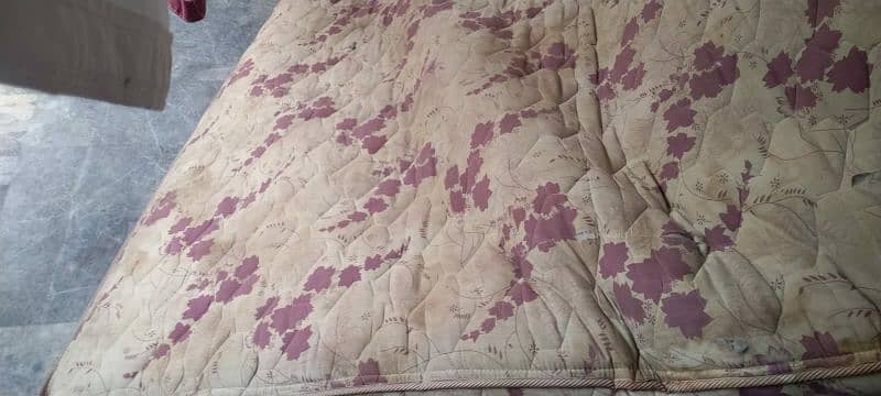 King size spring mattress condition 8/10 1