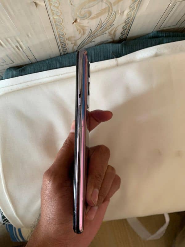 oneplus 9 5g all ok 10/10 Condition 2