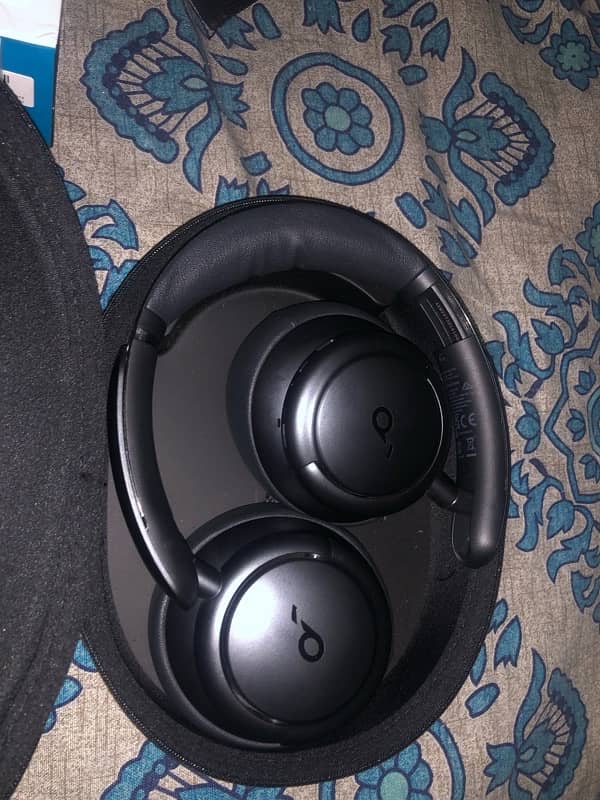 soundcore life q30 2