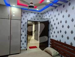 450 Square Feet Flat For rent In Lahore