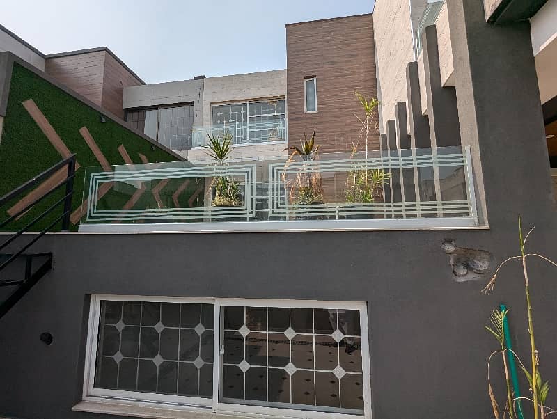 Brand New House With Basement For Sale 4