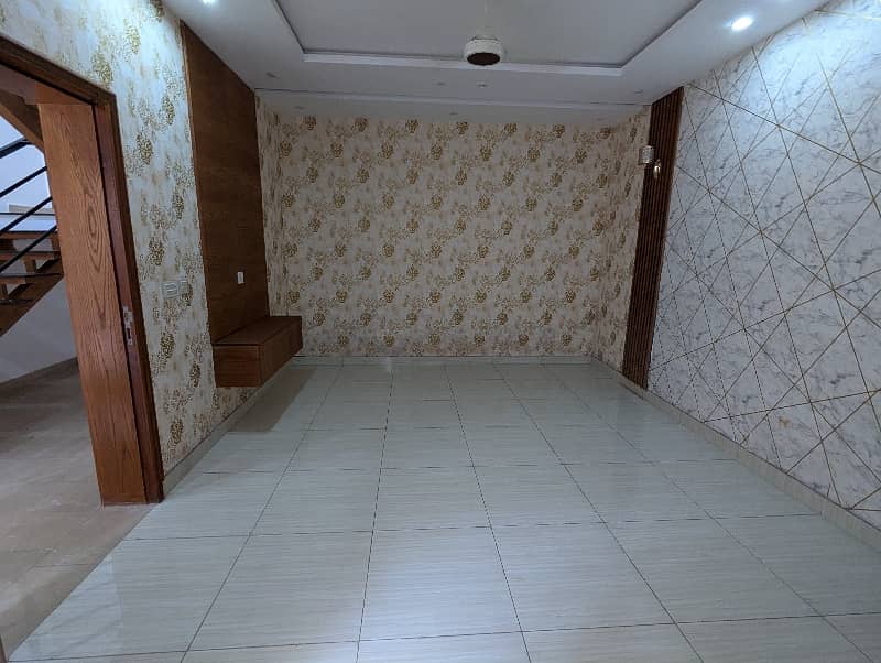 Brand New House With Basement For Sale 22