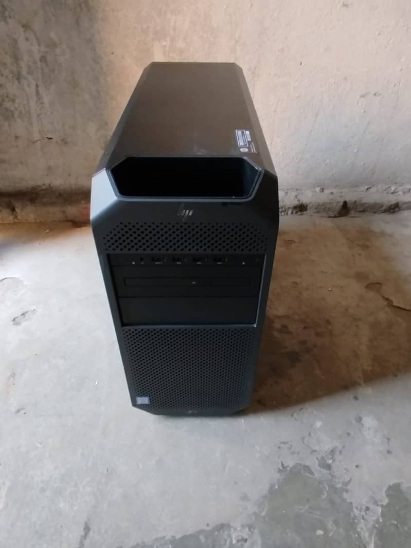 HP Z4 G4 / W 2123 / 16GB DDR4 / 500GB / Quadro 2000 1