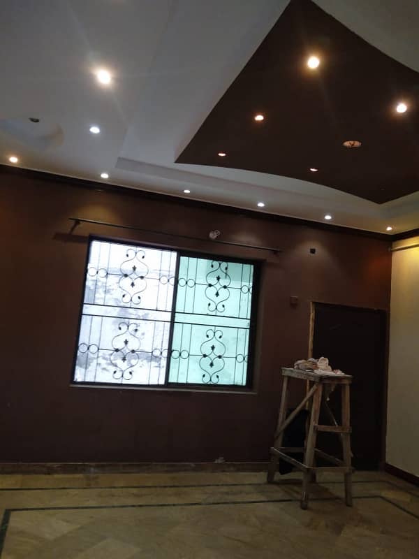 10 marla 1st floor for rent allama iqbal town lahore 6