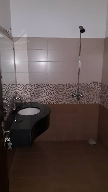 10 marla upper portion for rent 8