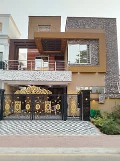 Bahria Nasheman 8 Marla Brand New Luxury Owner Build House Available for Sale Very Reasonable Price