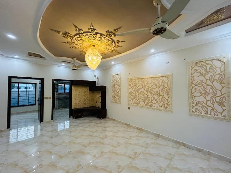 Bahria Nasheman 5 Marla Brand New Luxury Owner Build House Available for Sale. 7